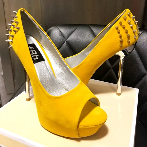 Fahrenheit Shoes - Yellow Spiked Platform Stilettos